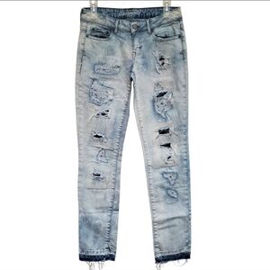 Aeropostale Distressed Light Wash Blue Demin Jeans